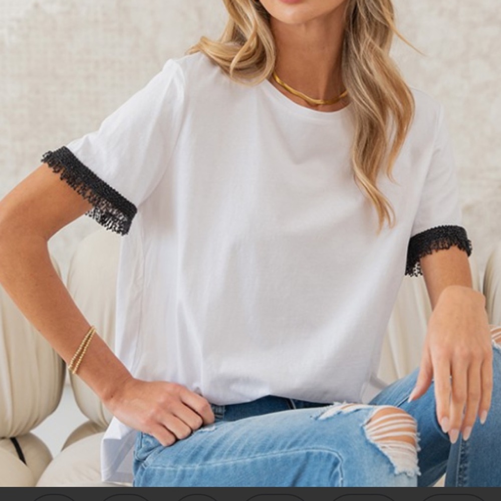 Black Sleeve Trim T